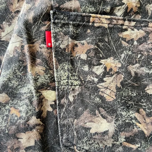 Levi's x Real Tree 501’s - Picture 3 of 11